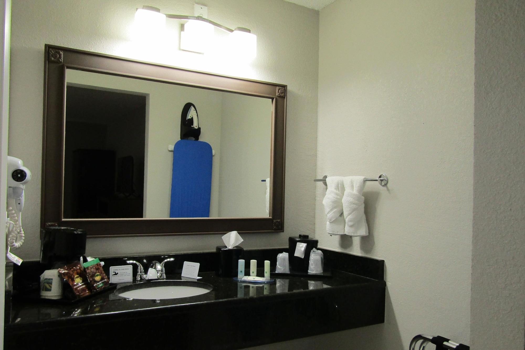 Quality Inn & Suites Kissimmee By The Lake Four Corners Exterior foto