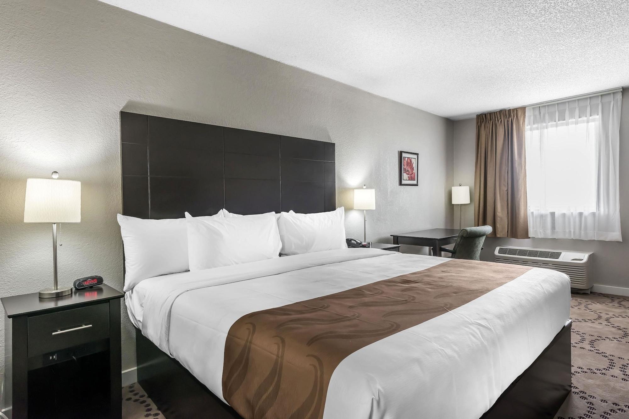 Quality Inn & Suites Kissimmee By The Lake Four Corners Exterior foto
