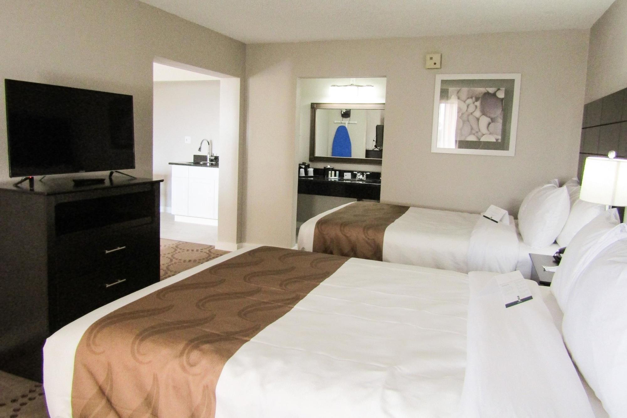 Quality Inn & Suites Kissimmee By The Lake Four Corners Exterior foto